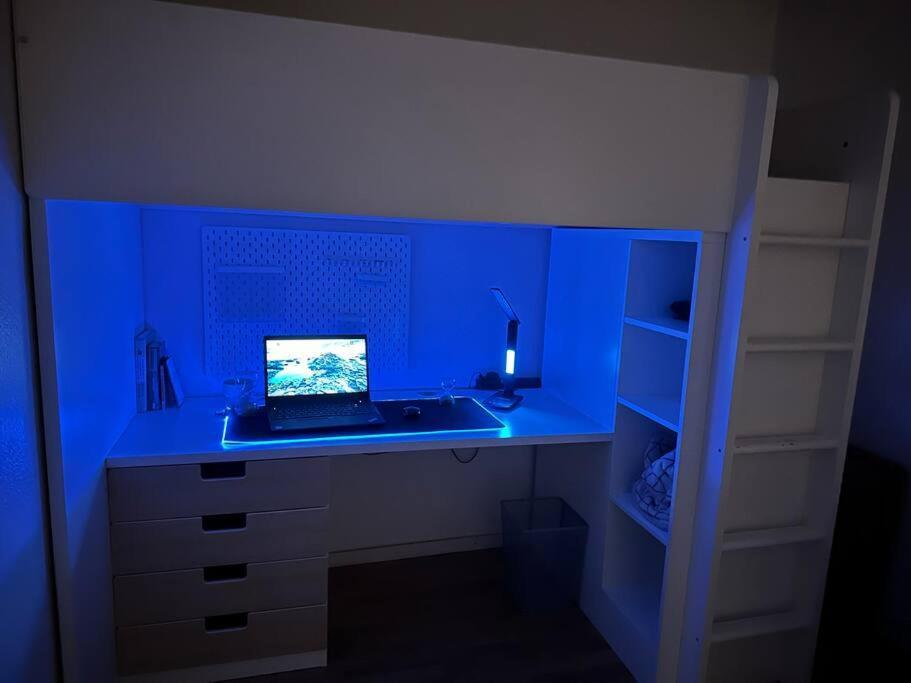 Top 3 Zimmer Appartment Bei Der Schalke Arena, Sport Und Natur Naehe Dortmund Essen Duesseldorf Oberhausen 盖尔森基兴 外观 照片